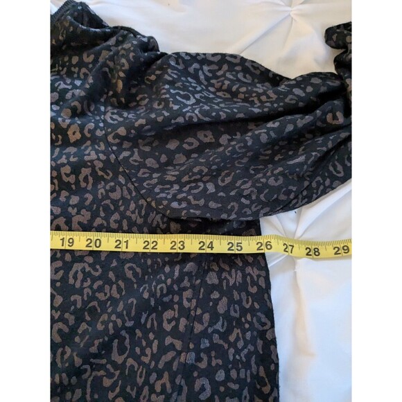 Jane + Delancey Sweatshirt Women's 1X Black Cheetah Print Leopard Metallic Comfy - Picture 12 of 13